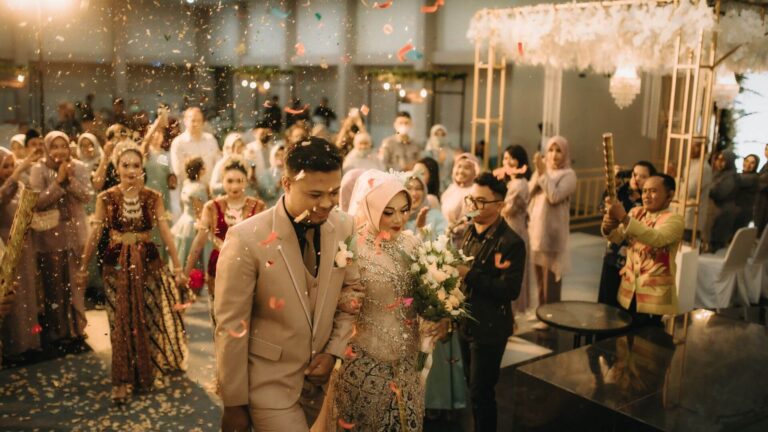 Sewa-Gedung-Ballroom-Tasneem-Hotel-768x432