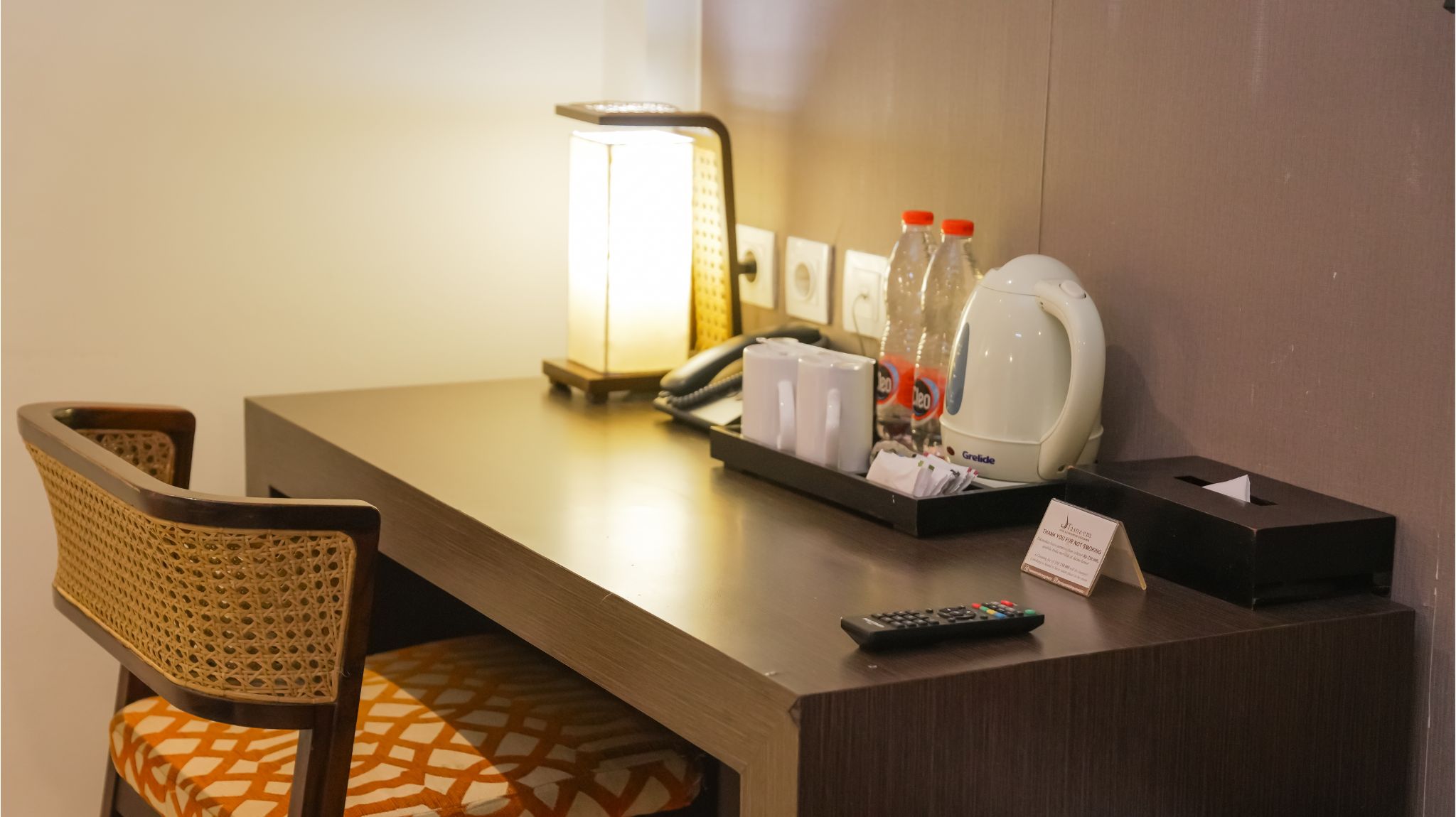 room-desk